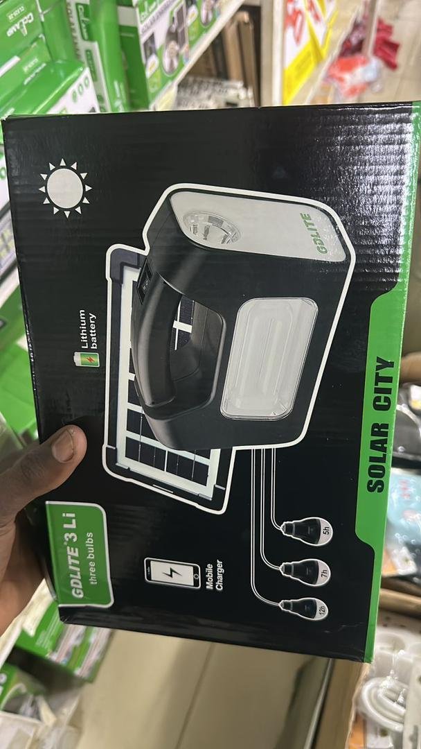 Solar rechargeable lamp